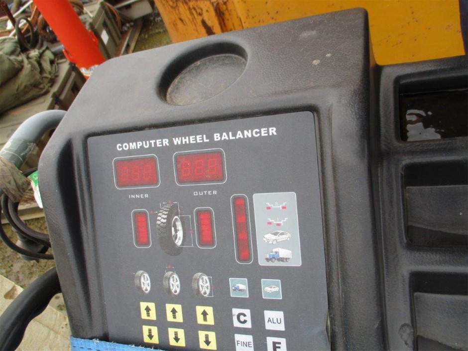 HP ProBook 430 G4 Laptop i3-7100U 4GBRAM/500GB