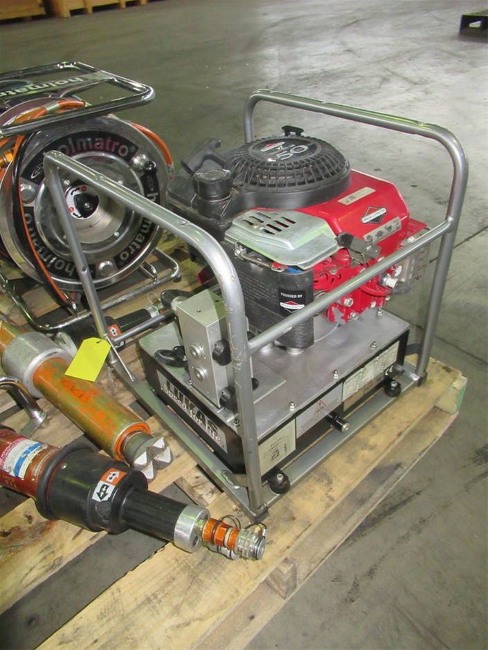 Jules Roy Pinot Noir 2024 (6x 750mL), France.