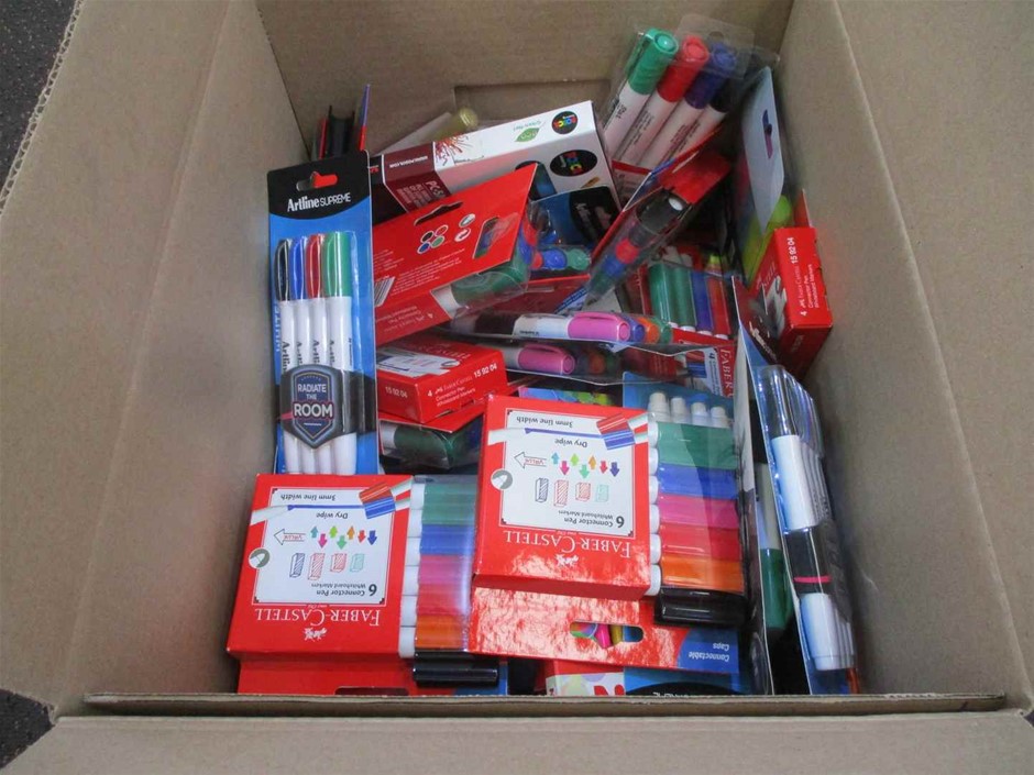 Circle of Friends Pink Moscato Slimline Cans NV (24x 250mL) Limestone Coast