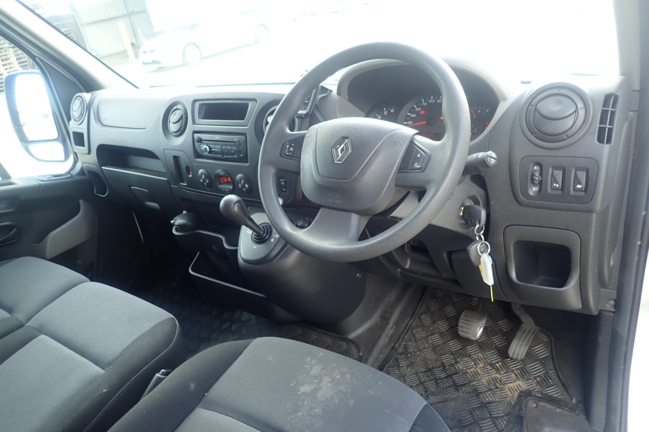 Robertson Nat Sweet White NV (6x 750mL) South Africa