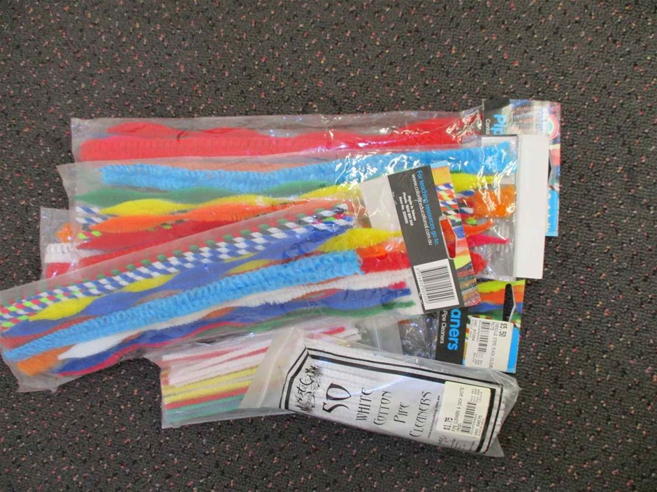 Mixed Assorted DVD / VCD / CD Movies (58x39x43:cm)