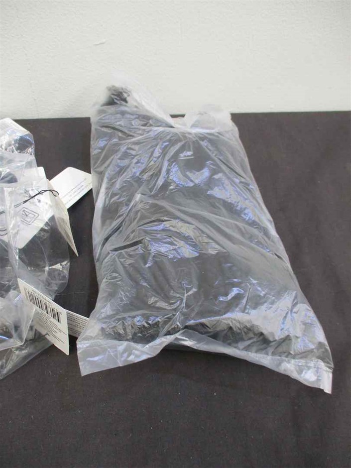 Stunning 18ct Heavy Yellow Gold Plated Simulated Diamond Drop Pendant