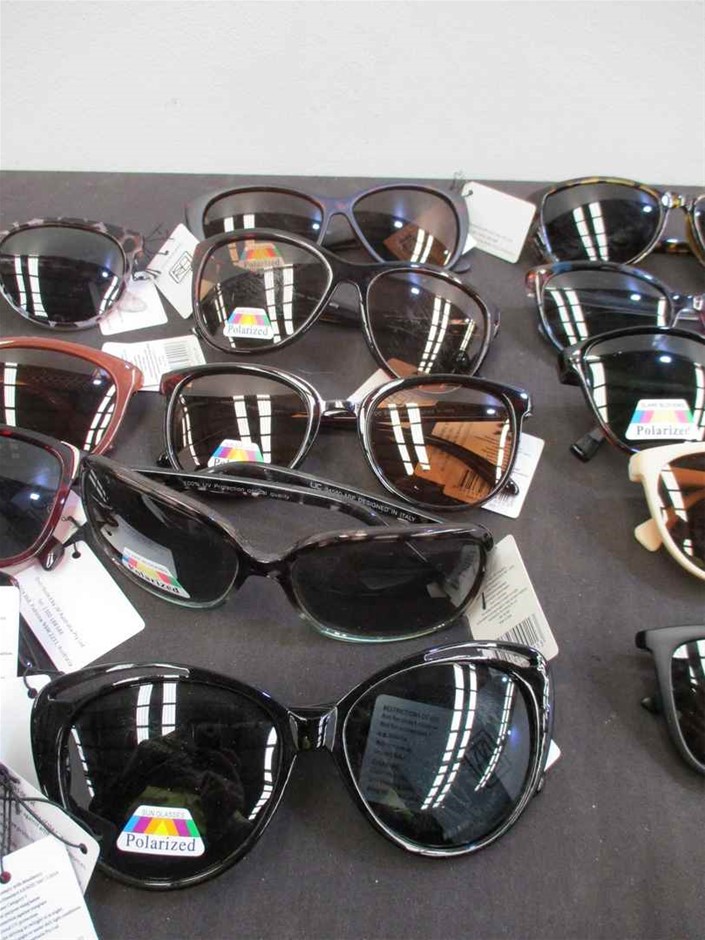 Purple Spinner Pendant Featuring 80+ Crystals - FITS PANDORA BRACELET