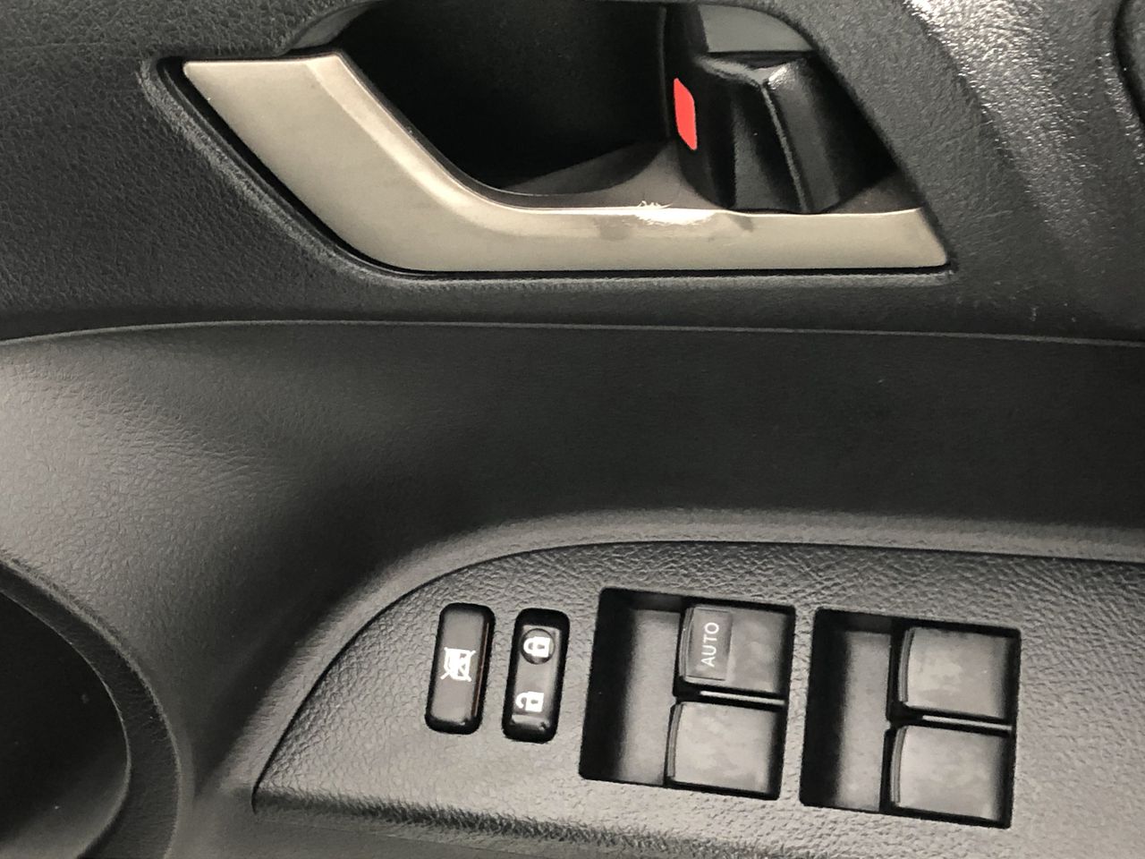 "HOLDEN MONARO" Muscle Car Series 1 0z HSE 999 Silver Coin/token LTD 2,500