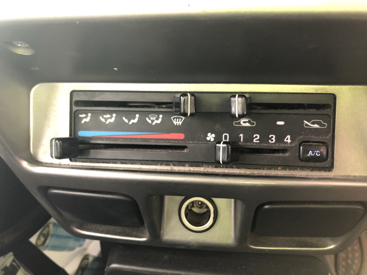 1/100 Scottdale gold bar