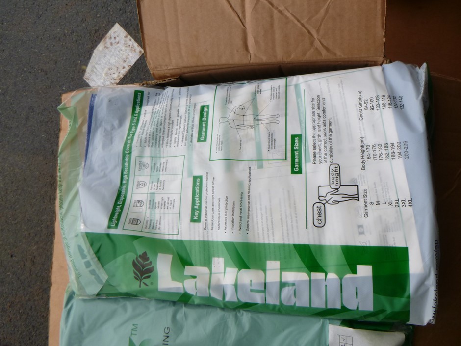 2 x HERSHEY'S 330pc Milk Chocolate Kisses, Net 1.58kg. N.B: Damaged packagi