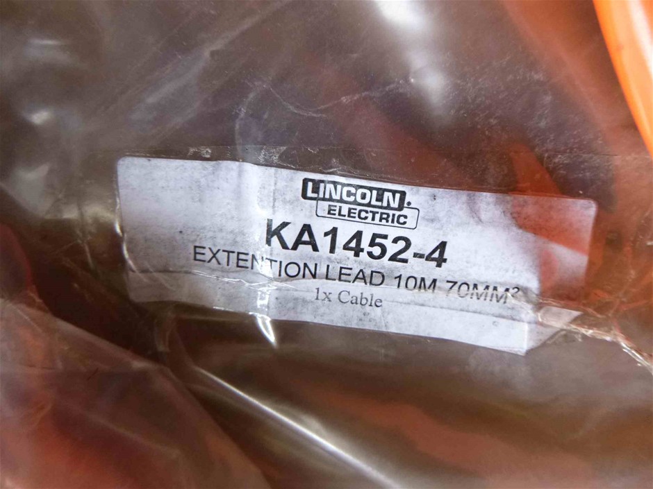 2 x MONIN Strawberry Syrup, Mild and Sweet, Great for Cocktails and Teas, G