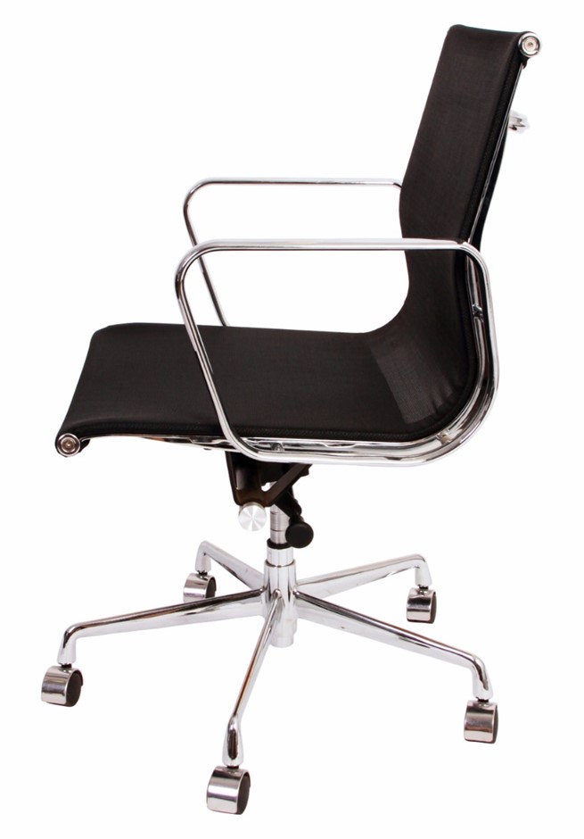 Set of 2 Small Wrought Iron Style Gates with Wildlife Scene (Unused)