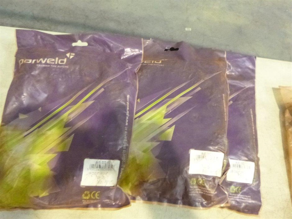 THRUSTMASTER T98-P Ferrari 296 GTB 169896. NB: Used, Missing Table Clamp, N