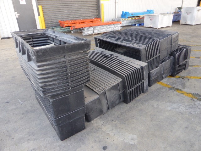 NEW XU1 Holden Torana Colour Silver Stunner Coin & Display Box C.O.A. LTD