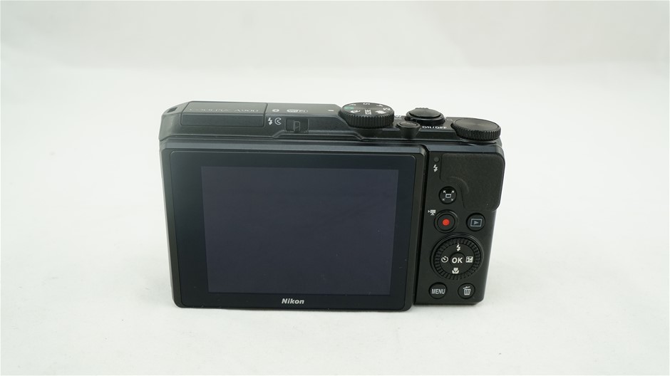 The Hero `Preservative Free` Pinot Noir 2023 (6x 750mL) SA