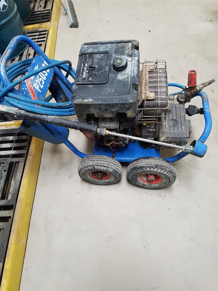 Lindeman's Bin 65 Chardonnay (6x 750mL).