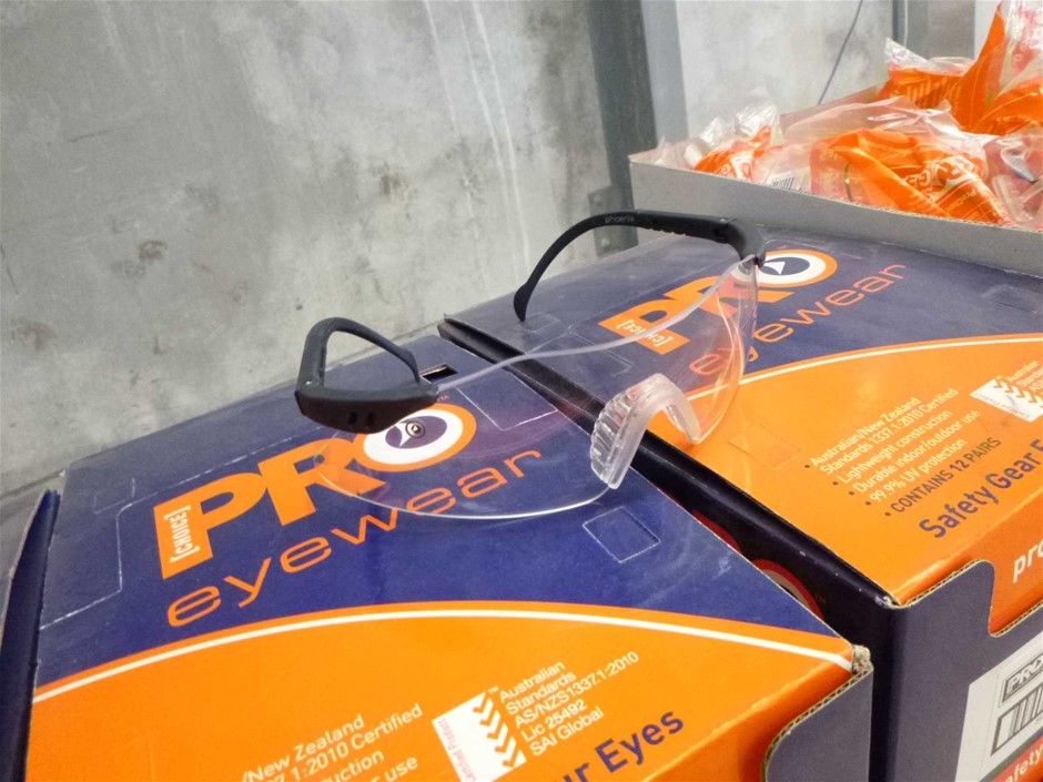 Mix Shape 7-8mm White & Pink Pearls Platinum Plated Bracelet.