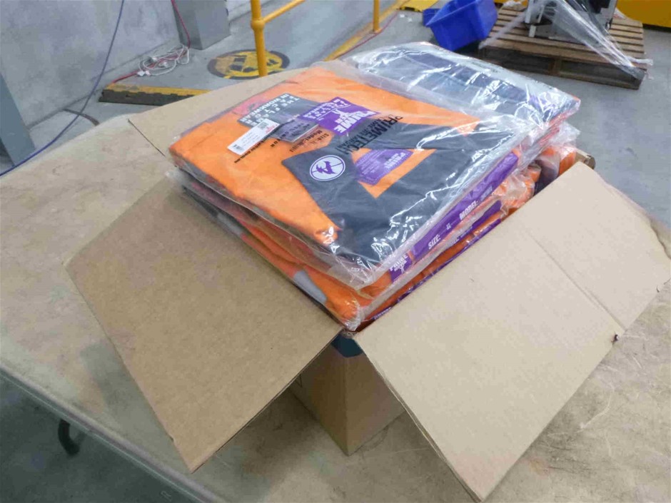 18K Gold-Filled Cuban Bracelet with Simulated Diamond Clasp - 20.3cm