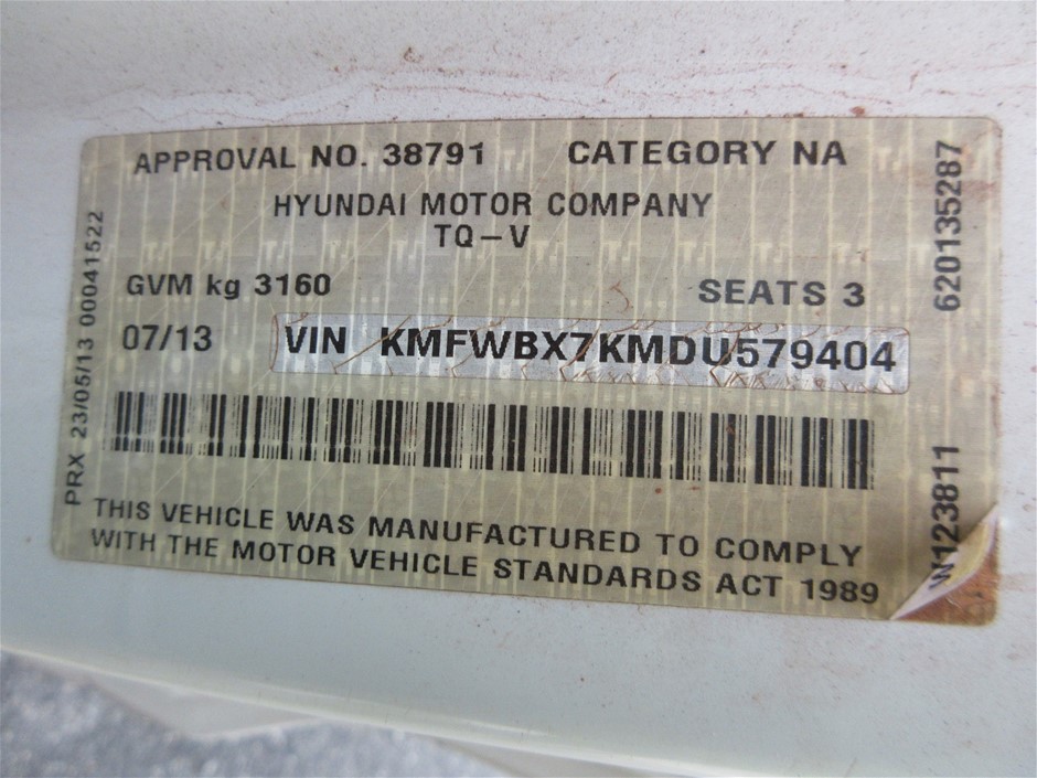 Travelon Anti-theft Signature 3 Compartment Crossbody Bag, Black, One Size,