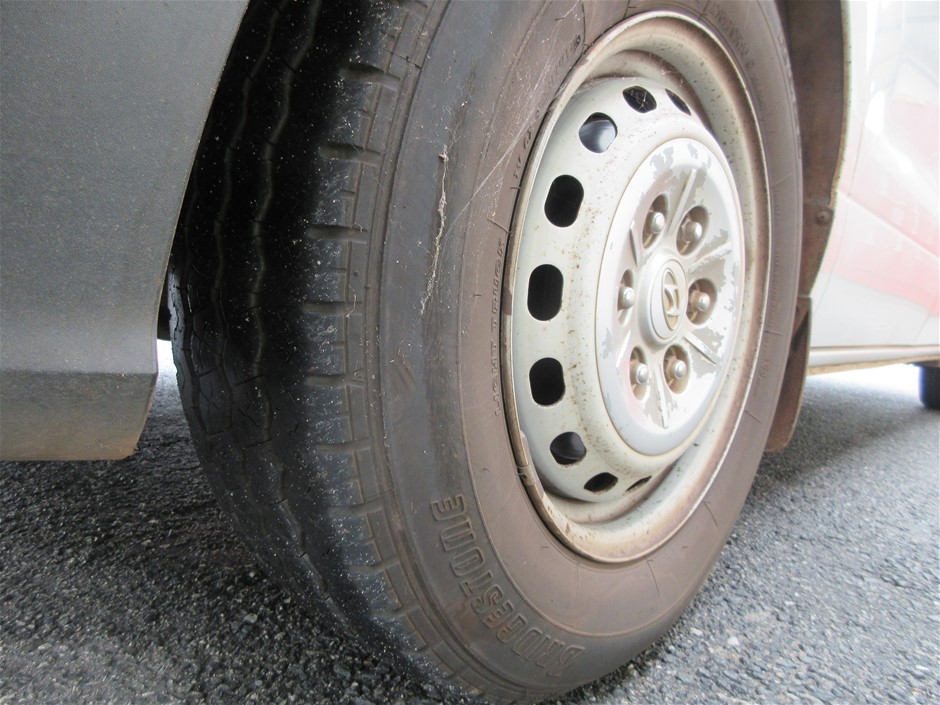 CALPHALON Premier Stainless Steel Cookware Set 12 Pieces. NB: Minor use