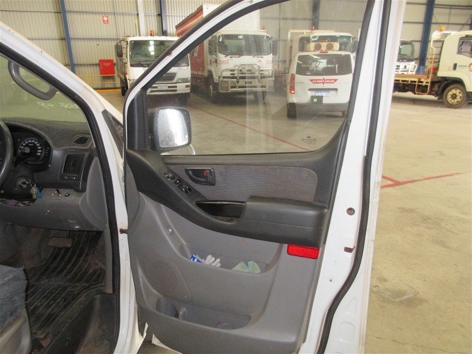 INFASECURE Aspire Premium Booster Seat for 4 to 8 Years, Night (CS6213).