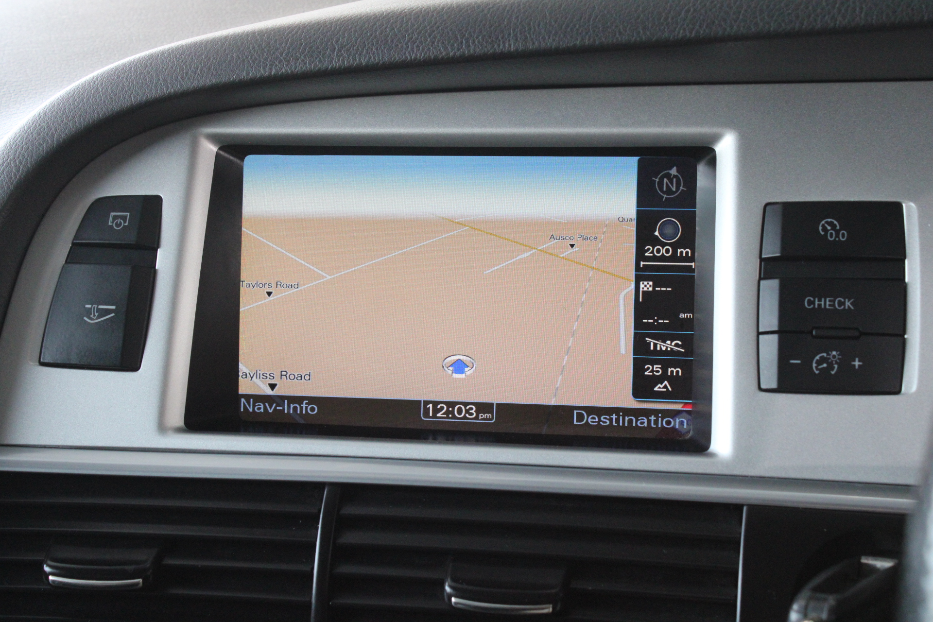 Little Giant Buttery Chardonnay (6x 750mL), Adelaide Hills.