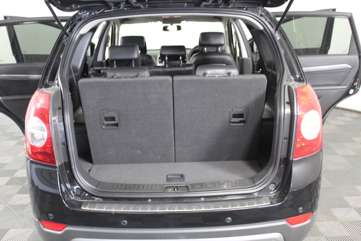 Wolf Blass Red Label Shiraz (6x 750mL), SEA.