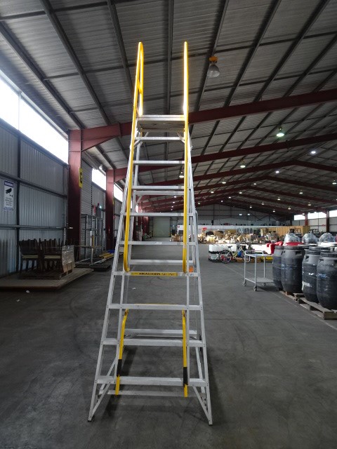 18k Italy Stamped Yellow Gold Figaro Chain-Quality Guarantee-50cm-8mm