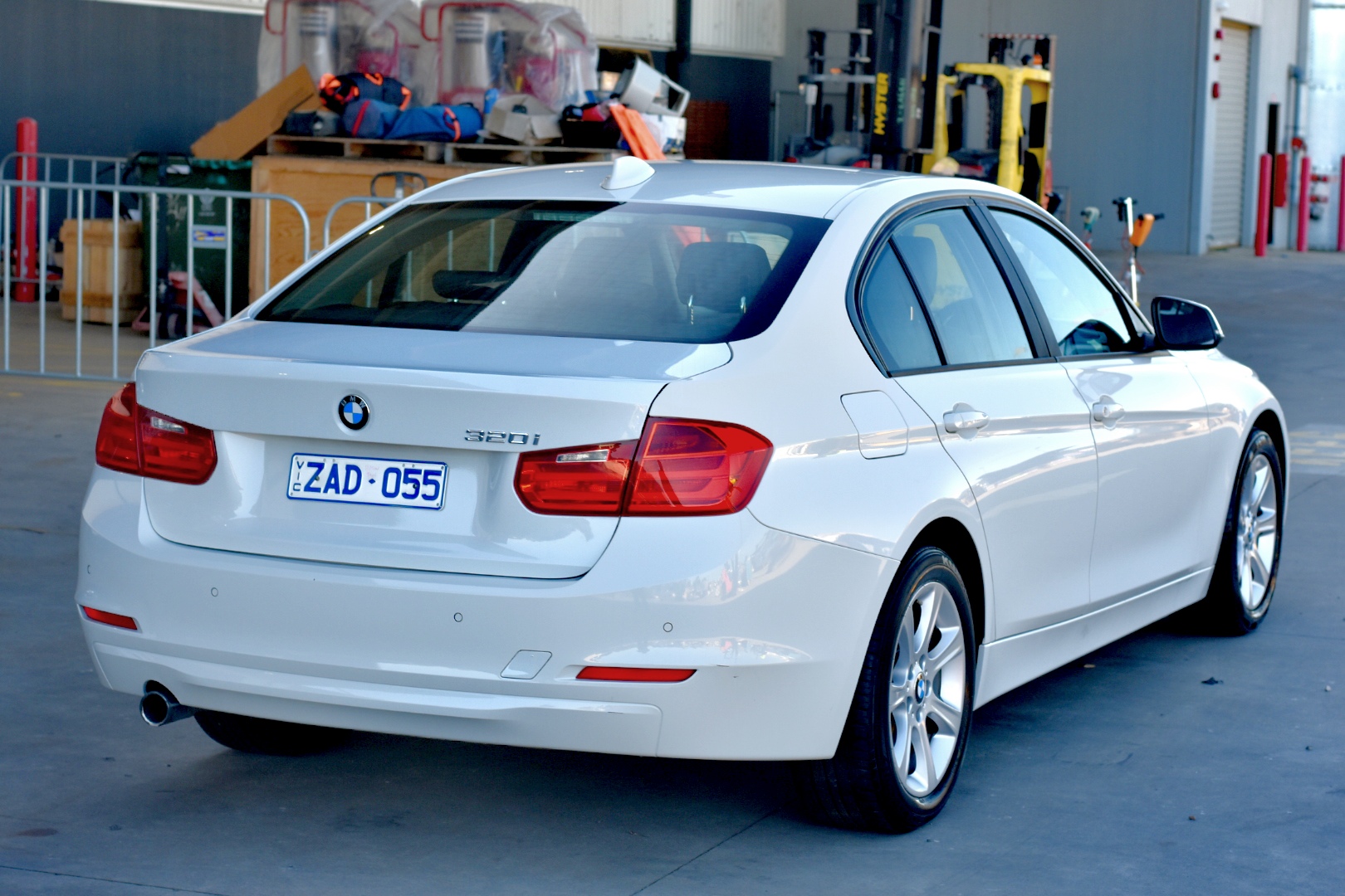 Elephant in the Room Buttery Chardonnay (6x 750mL).