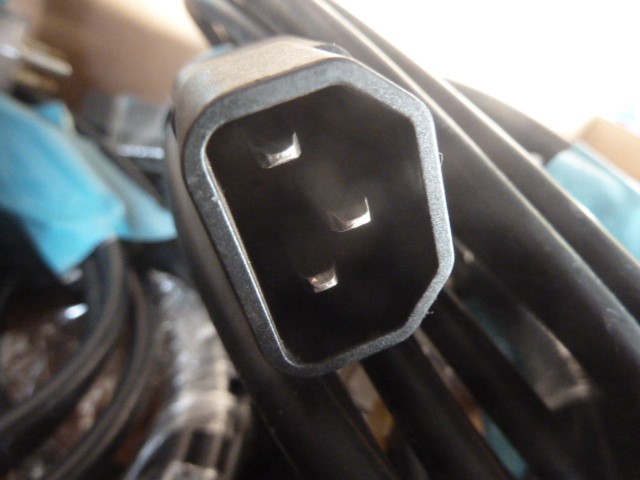 3 x Garden Trend Wire Fan Plant Trainers, Green, 450mm.