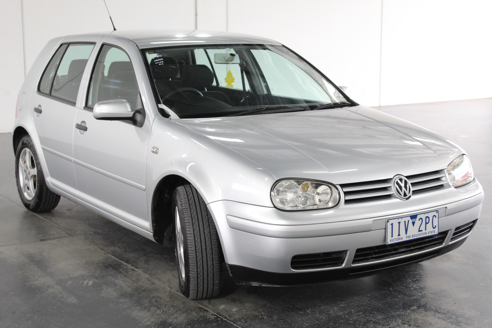 2004 MAN LM2000 4 x 4 Water Truck