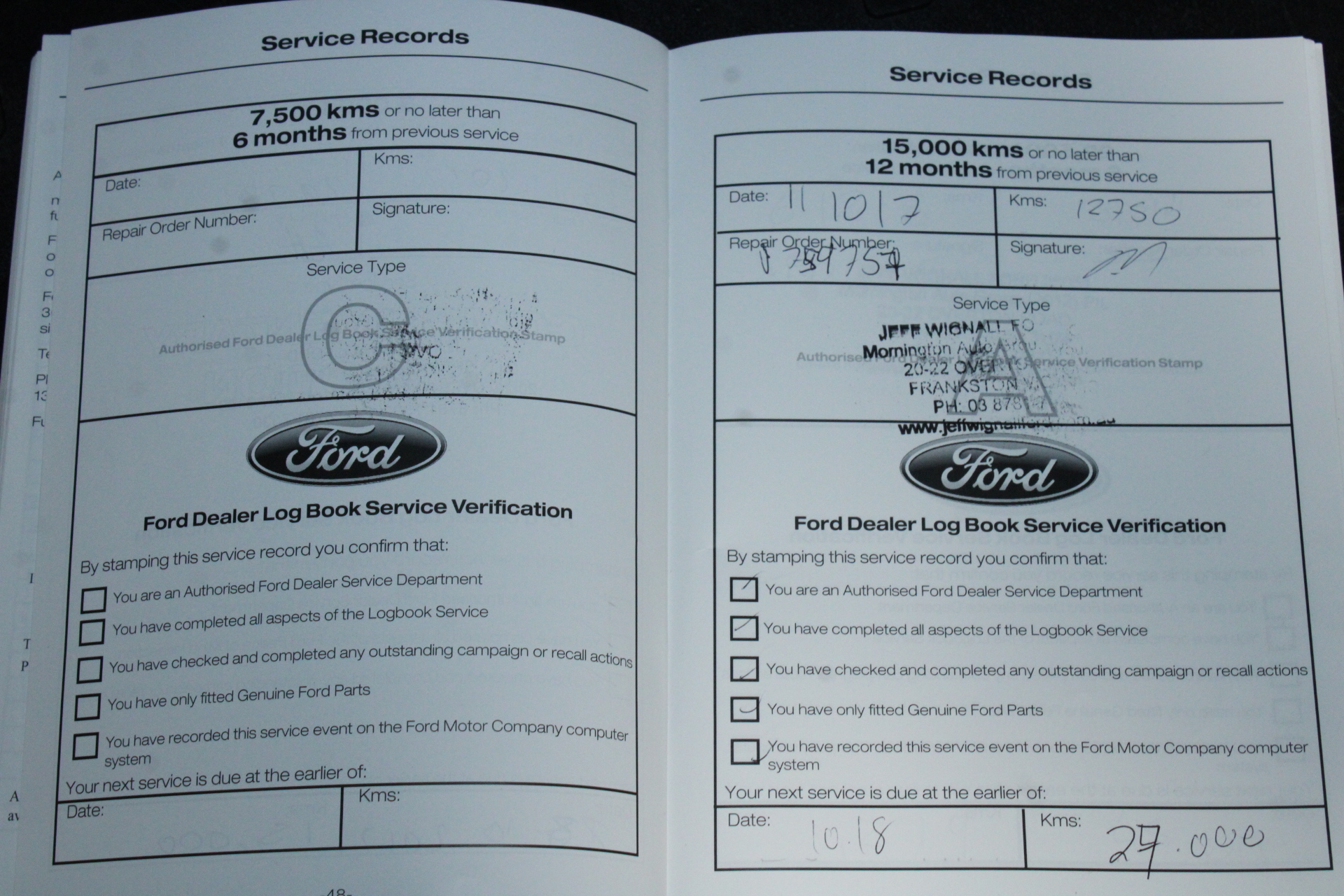 "NED KELLY" Set Of 3 x 1oz Ingots & Display Box Finished in 999 Silver