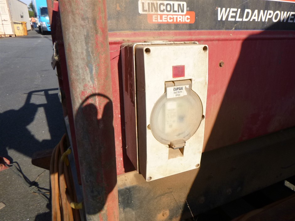 <p>Ride On Sweeper</p>