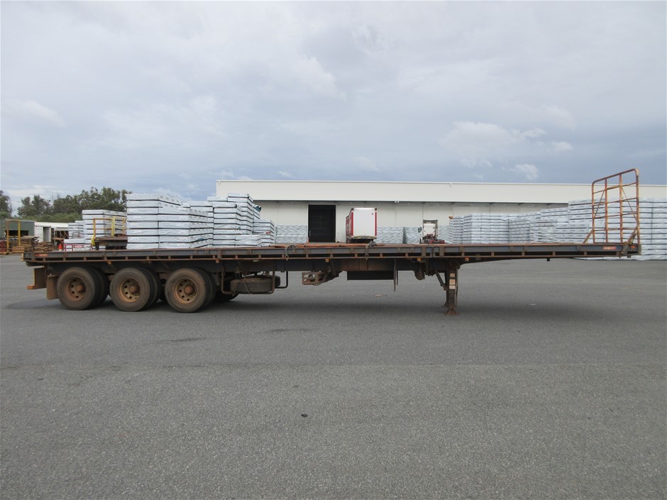 <p>Pressure Washer</p>