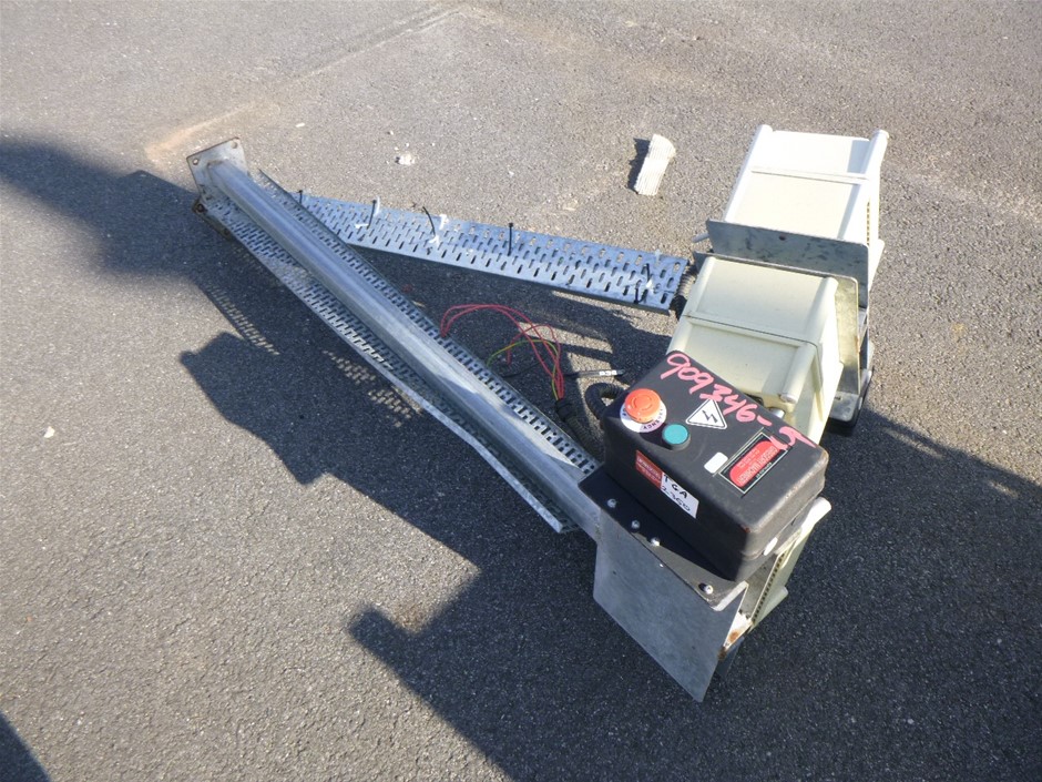 Ryobi ESS280RV Orbital Sander