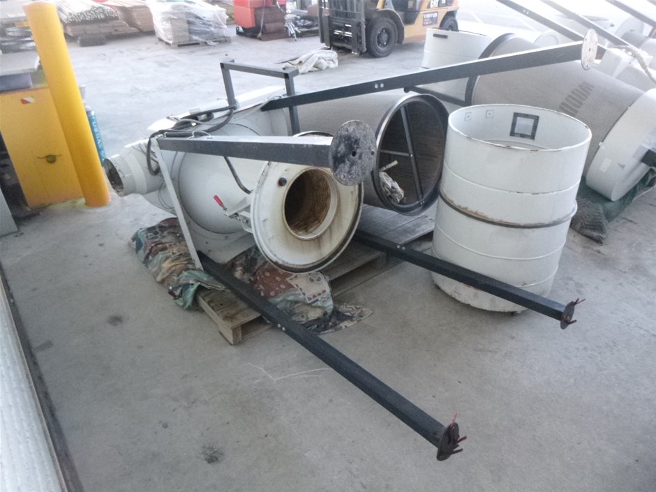 <p>2015 Hino  300 Ser 2 C/Cab STD 1 4 x 2 Tipper Truck</p>