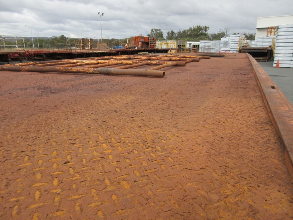 Toro 320-D Mini Loader
