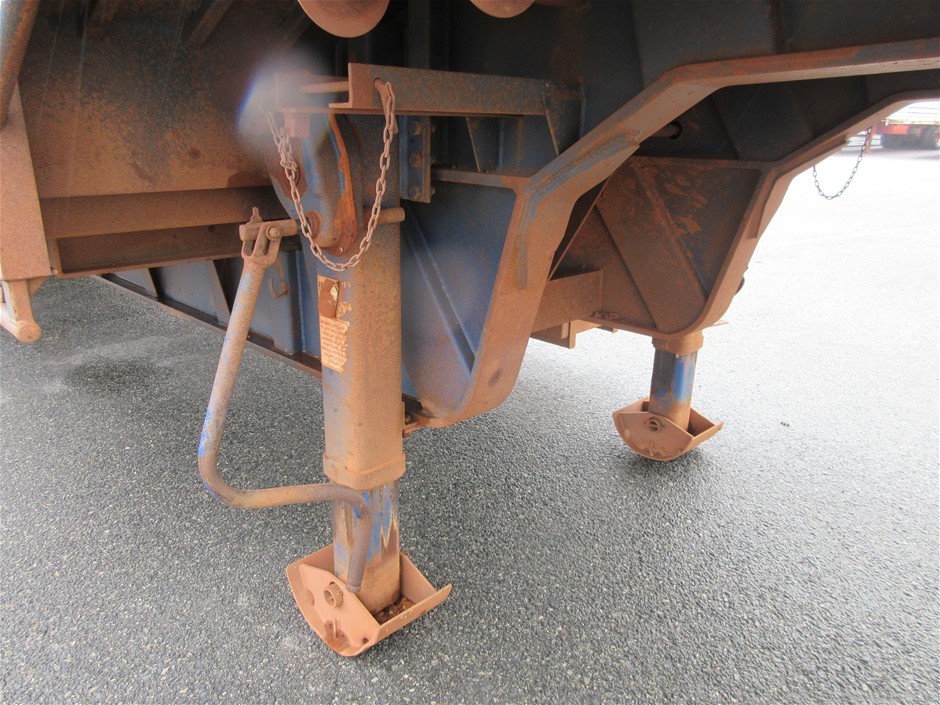 8mm Dyed & Heated Turquoise Gemstones Beaded Bracelet.