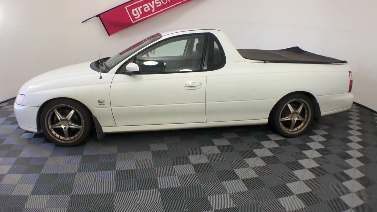 Rhodium Plated Men's Band Ring (5mm) - US Size 11