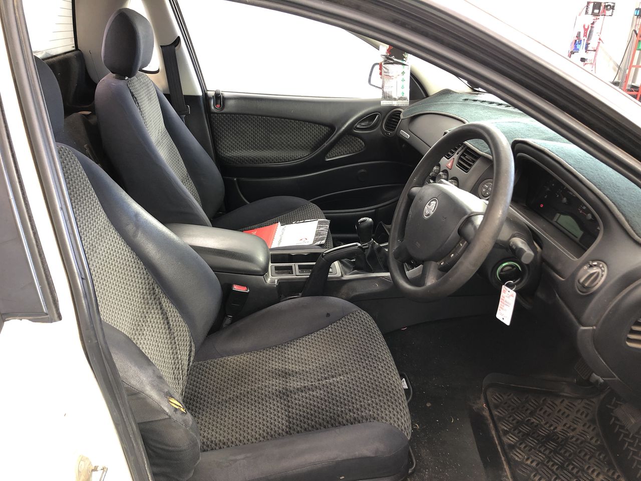 Rhodium Plated Men's Band Ring (6mm) - US Size 9