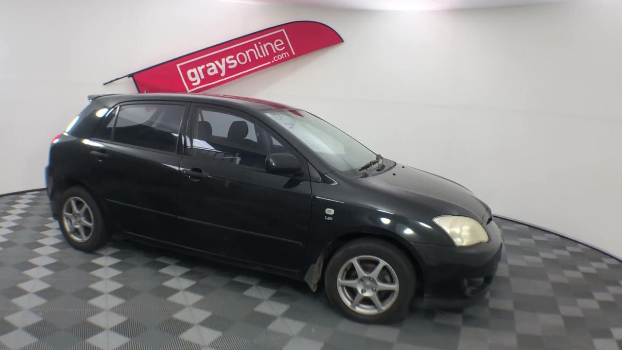 Simulated Diamond Zodiac Necklace - TAURUS (Yellow)