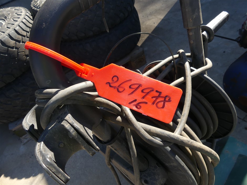 6mm Amethyst & Baroque Pearl Pendant Charm Bracelet