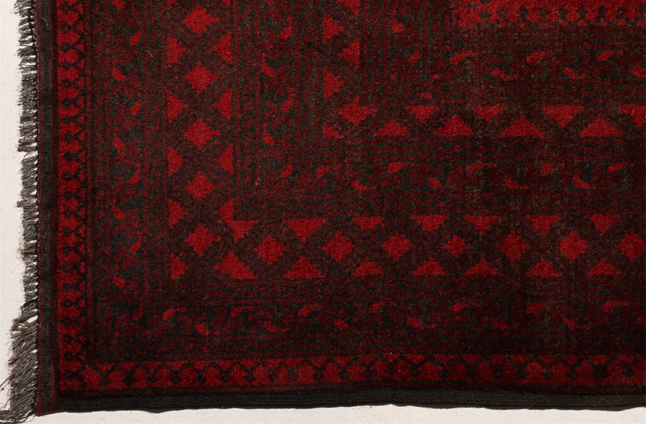 BULK PACK - 10 x 5mm Christmas Earrings (5 x Green, 5 x red)