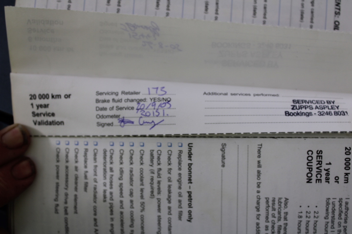 BUNDLE of 3 items: 2x Classic Home and Garden Corinthian Resin Flower Pot P