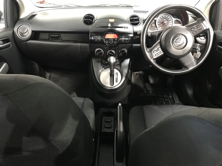 BUNDLE of 2 items: 2pc DISNEY Princess Kids' Jacket + Tee Set (Size 5, Arie