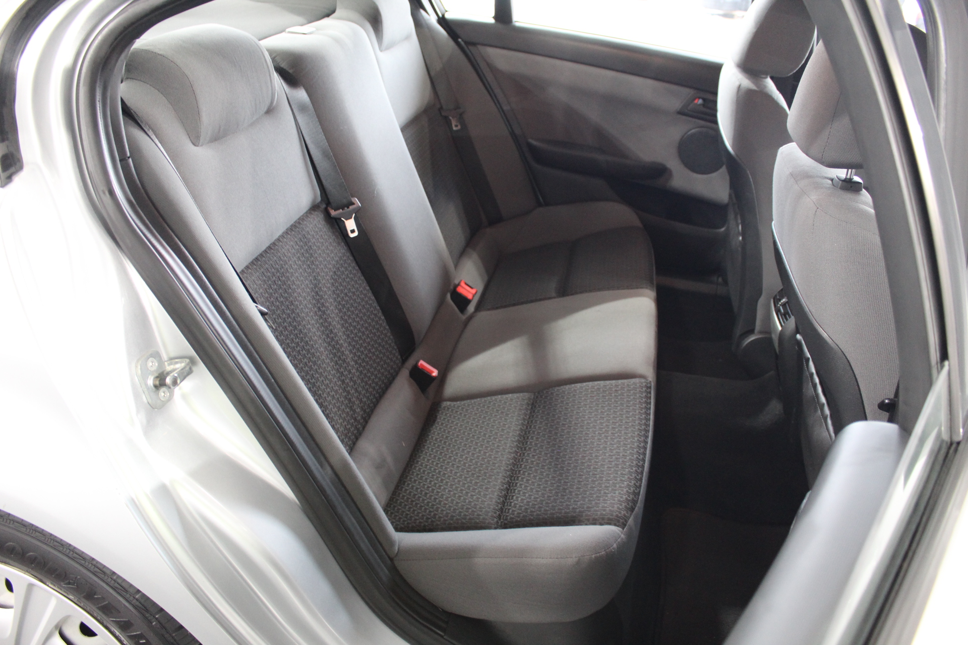 2017 Beneteau Swift Trawler 30