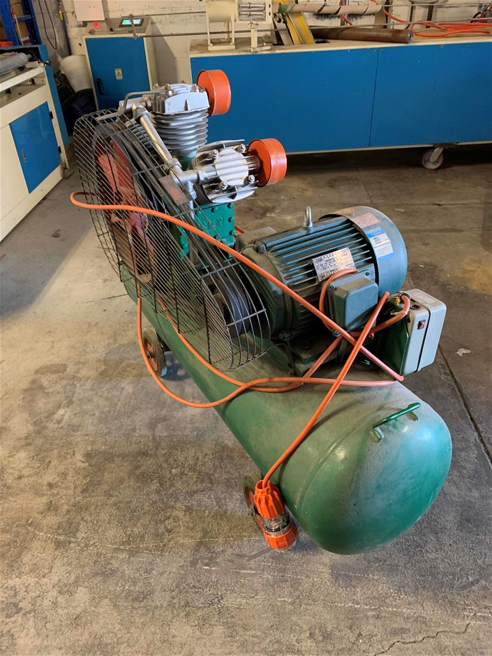 Casella Limited Release Cleanskin Cabernet Sauvignon 2013 (12x 750mL) SA