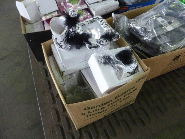 Hopes Folly Moscato NV (12x 750mL), SEA