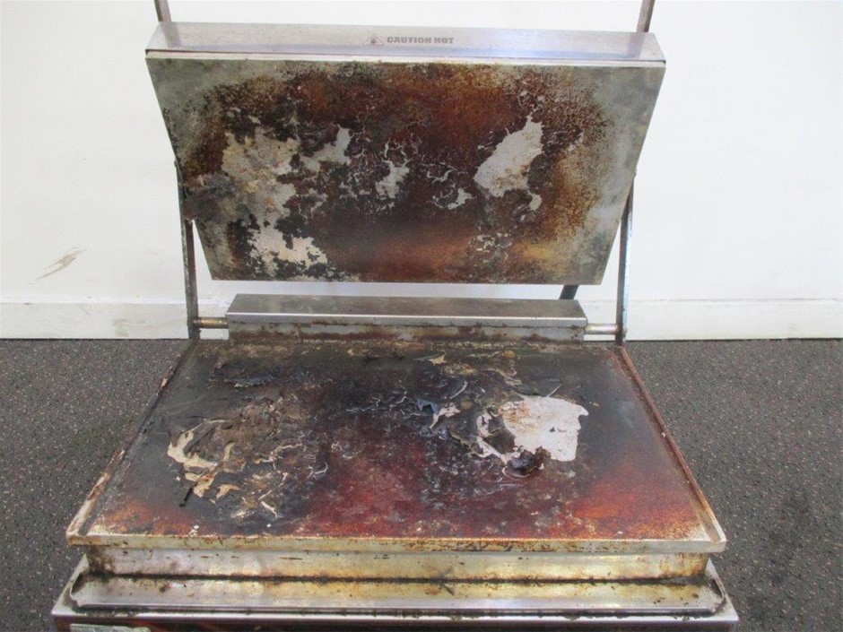 International Mixed Red & White Pack (12x 750mL) Multi Regional