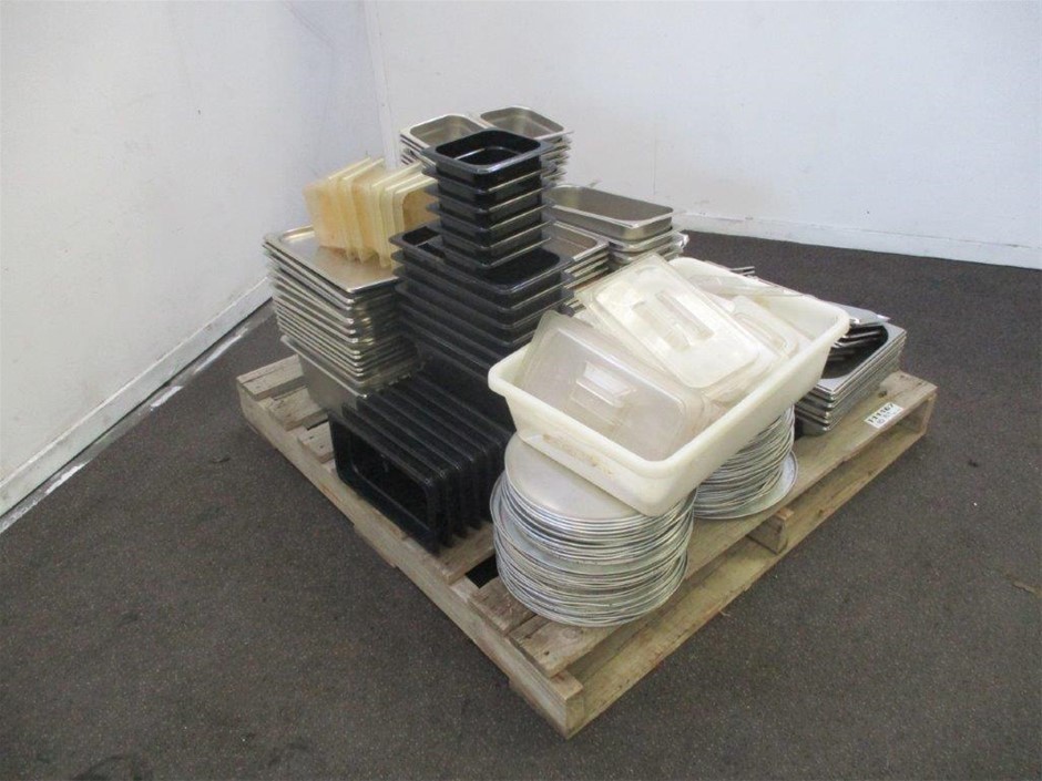 UNC 2023 $2 Vegemite Yellow RARE Coloured two dollar Coin