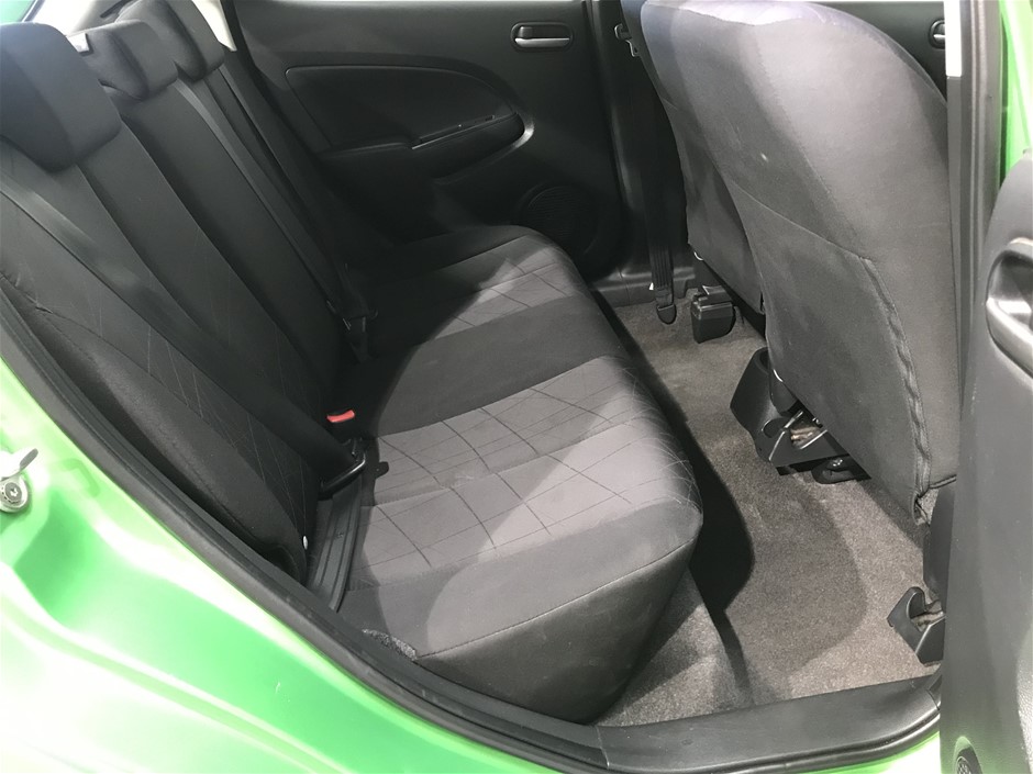 0.16 Carat White 4 round diamonds