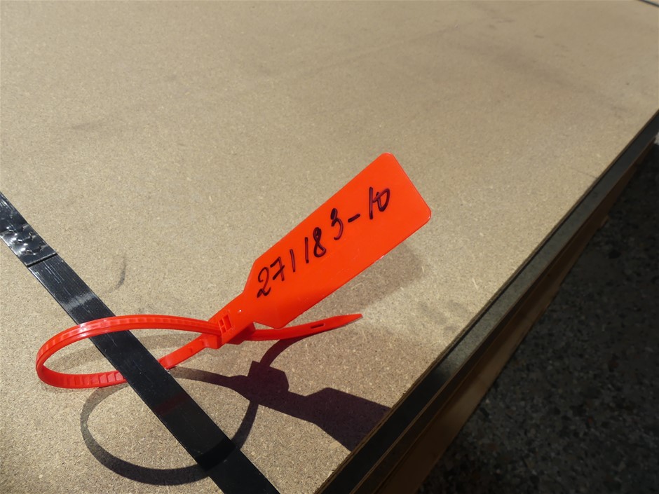 4 Carat round 4 white diamond each CVD Uncertified