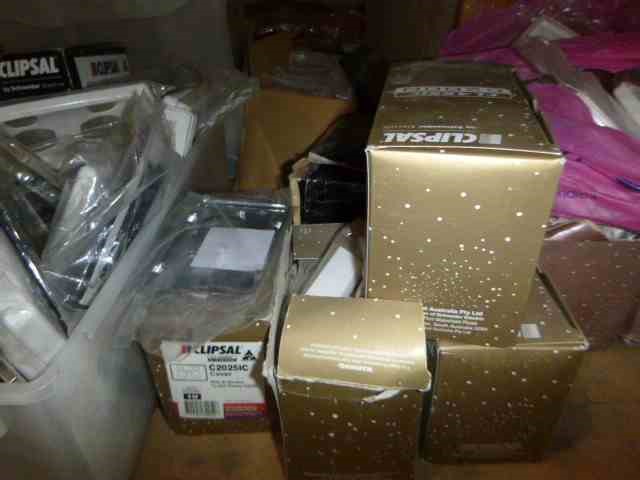 Aboriginal Flag, 1/10th Oz (ApproX) 999 Pure Solid Silver Bullion Coin, C.O