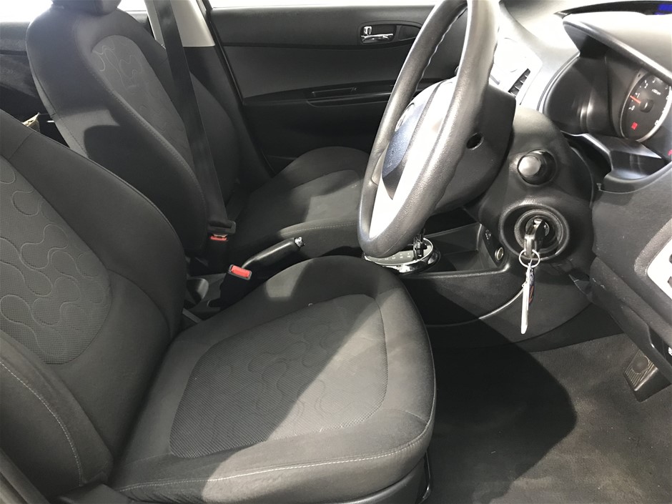 2.65 Carat White/off white diamond various bulk